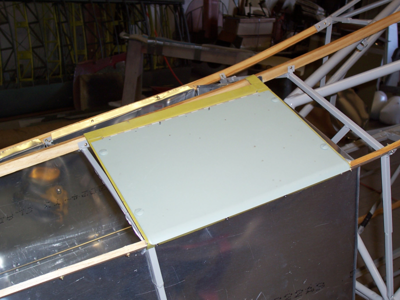 Upper baggage access door complete