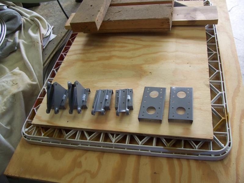 Flap hinge brackets epoxi primed