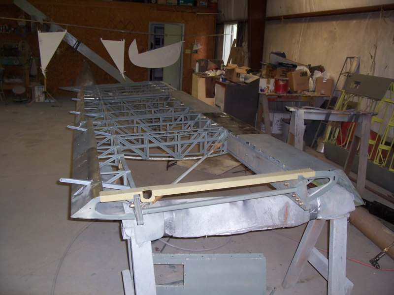 R wing bottom Atlee tank