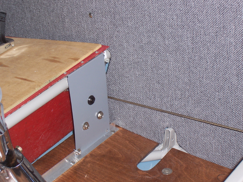 Rear seat headset jacks installed
