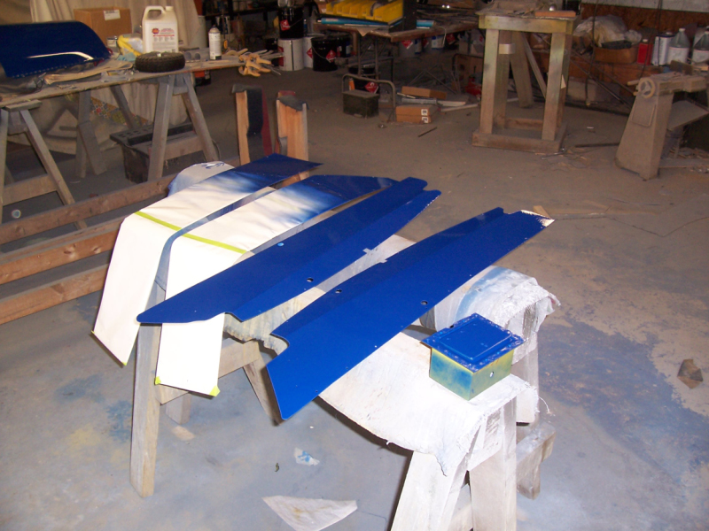Root panels, air vent box and side panels in blue