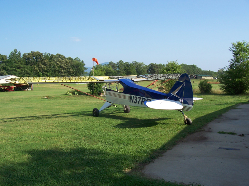 Wings hung prior to rigging